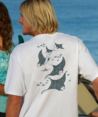 Vacation Schools Of Manta Rays Men's Cotton T-shirt