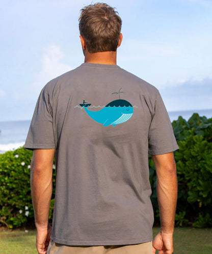 Vacation Boating With Whale Men's Cotton T-shirt