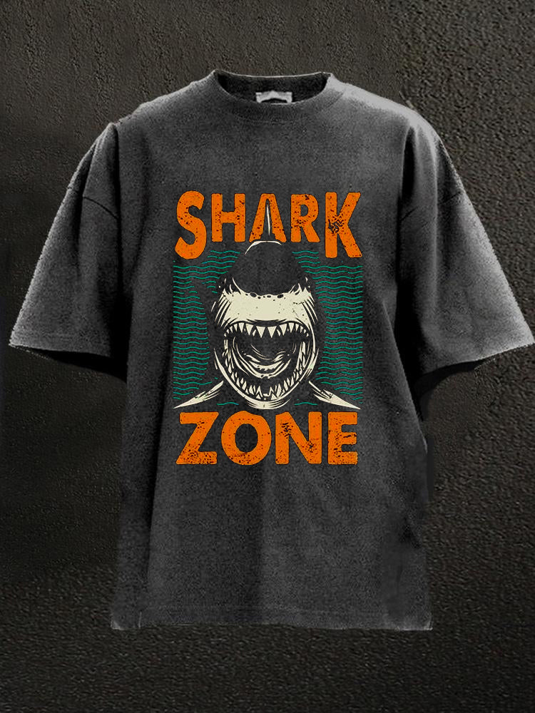 Shark Zone Vacation Washed Men's T-shirt