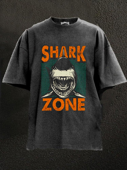 Shark Zone Vacation Washed Men's T-shirt